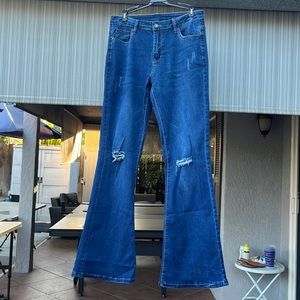 Women’s Jeans Wear Fashion